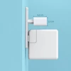 Kép 7/10 - Choetech USB fali töltő adapter Type C 20W tápellátás + USB C - Lightning kábel 1,2m fehér (PD5005)