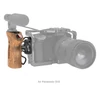 Kép 6/14 - SmallRig oldalsó fa fogantyú, markolat exponáló gombbal Panasonic és Fujifilm MILC kamerákhoz (2934)